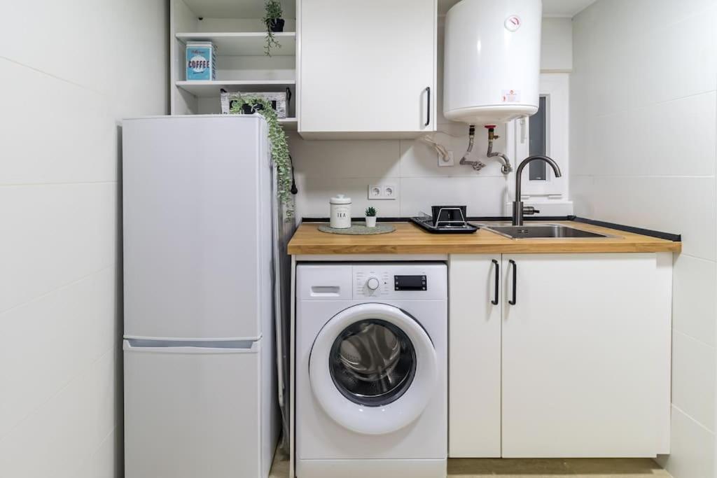 Acogedor Apartamento Centrico Santander Bagian luar foto